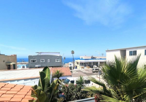 Manhattan Beach Family Suite Stylish 2 BR 1BA Parking